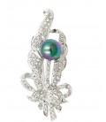 Posh Pearl Brooch